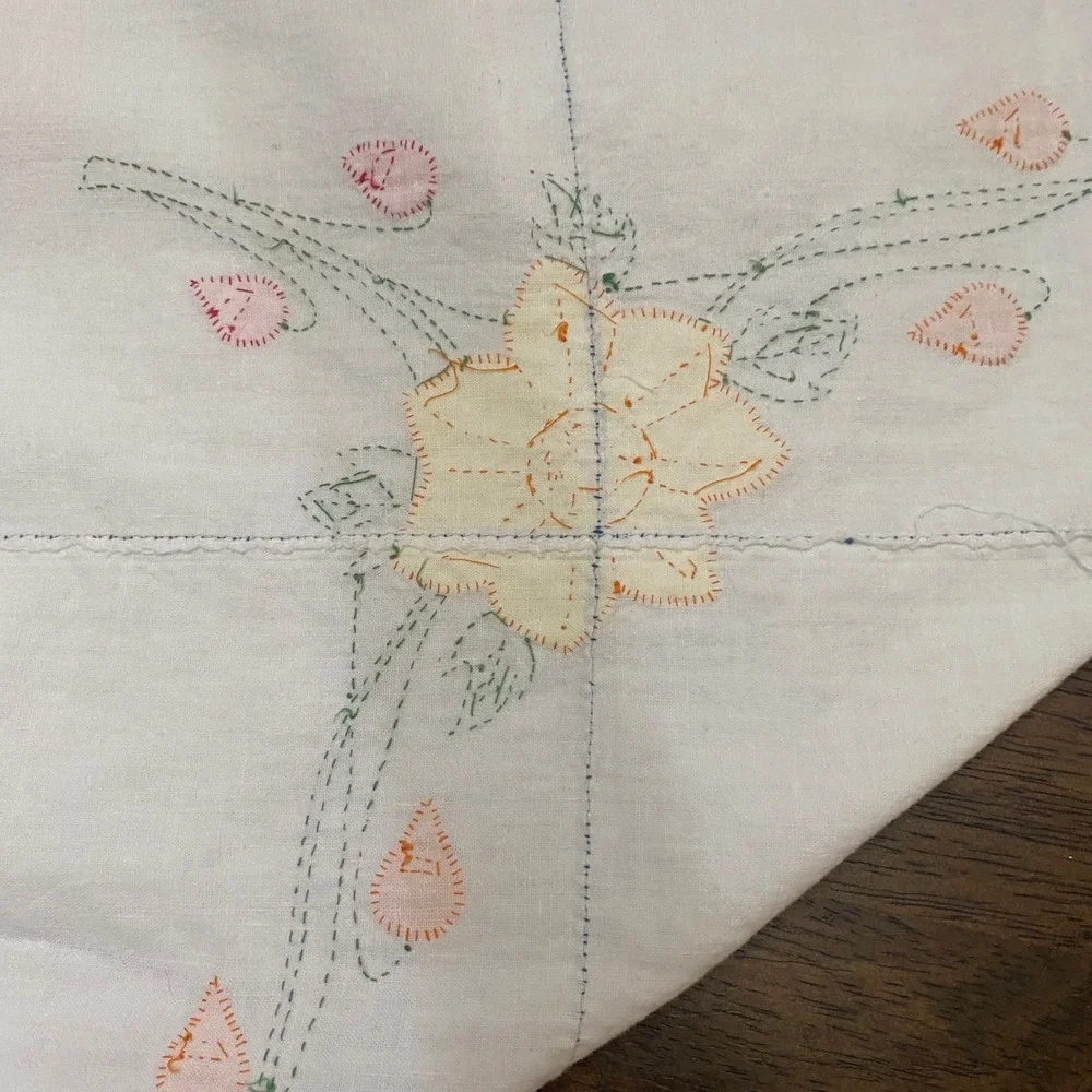 Vintage Hand Stitched Floral Applique Tablecloth and 3 Scalloped Napkins
